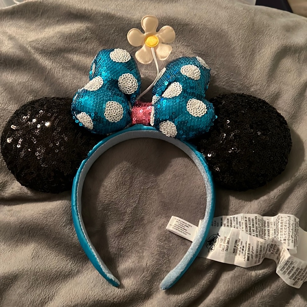 Disney Minnie Mouse sequin ears headband
